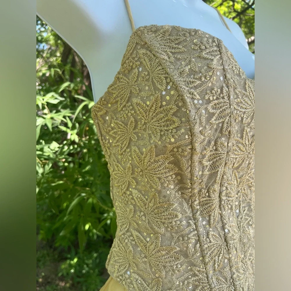 90s golden gown/prom dress size 4 - Picture 16 of 16